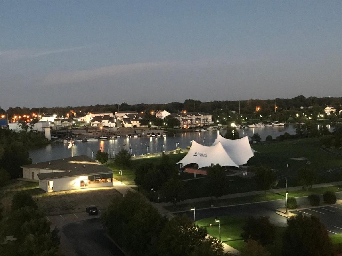 Ariel Broadway Hotel Lorain Εξωτερικό φωτογραφία