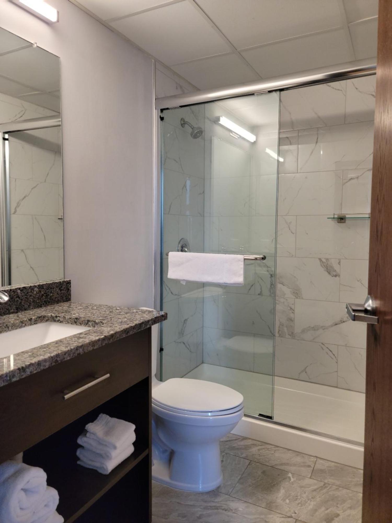 Ariel Broadway Hotel Lorain Εξωτερικό φωτογραφία