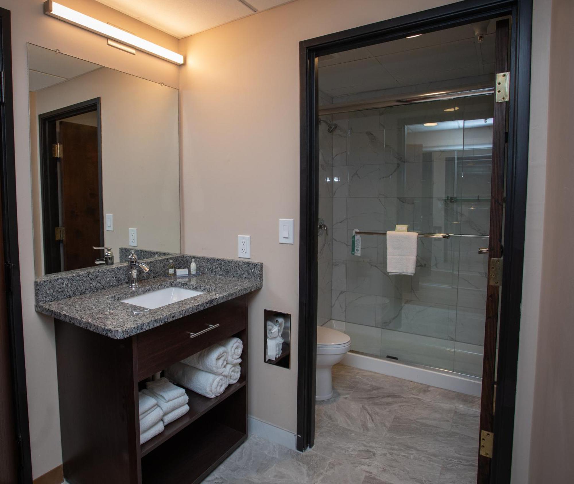 Ariel Broadway Hotel Lorain Εξωτερικό φωτογραφία